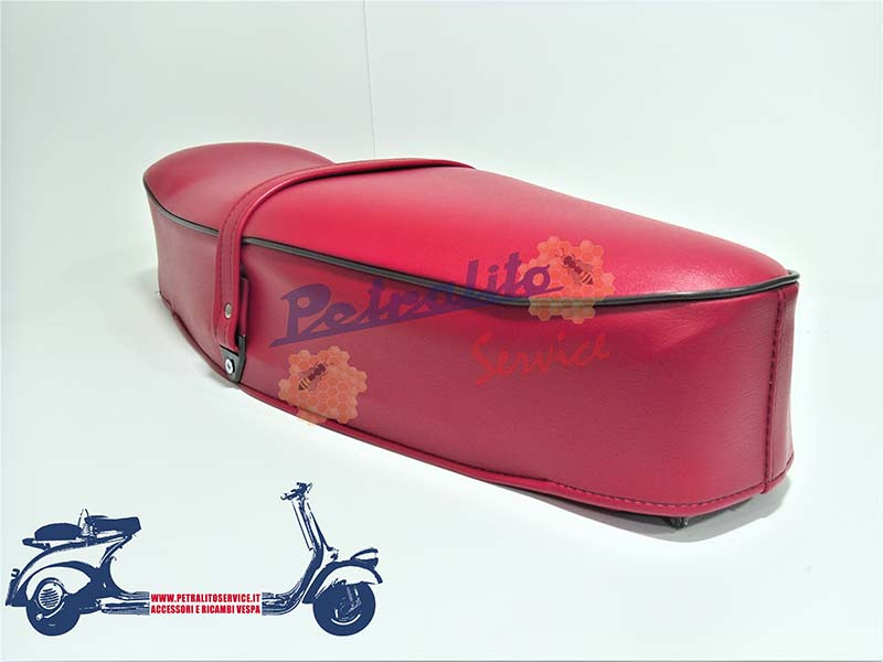 Sella biposto rossa con bordino sottile nero e cuciture nere per Vespa SPRINT-GT-GL-SUPER-TS-SS-VBB-VNA-VNB-VBA