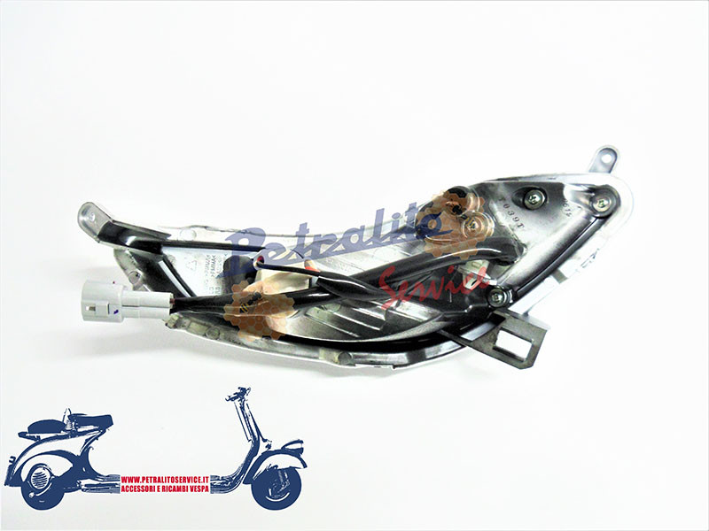 Indicatore di direzione anteriore sinistro e luce posizione Piaggio Medley 125 – 150 cc MY 2019